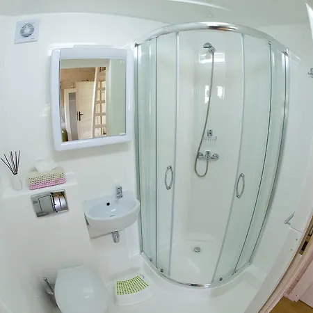 Domki Letniskowe Bory Tucholskie - Klimatyzacja Wifi Sauna Jacuzzi Mecikal Esterno foto